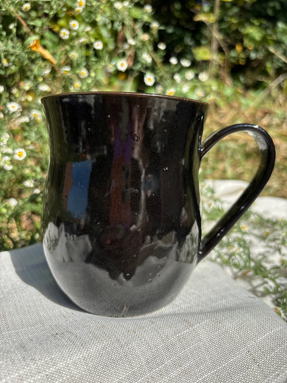 Black Saggy Boob mug